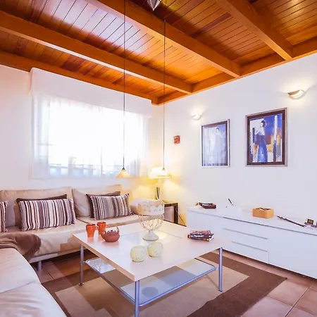 Hibiscus Centrum Private Pool Family Villa