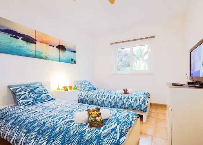 Hibiscus Centrum Private Pool Family Βίλα *