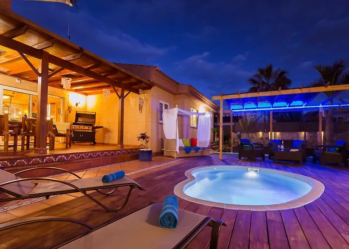 Hibiscus Centrum Private Pool Family Βίλα *